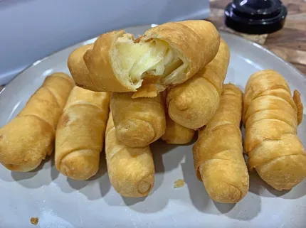 TEQUEÑOS